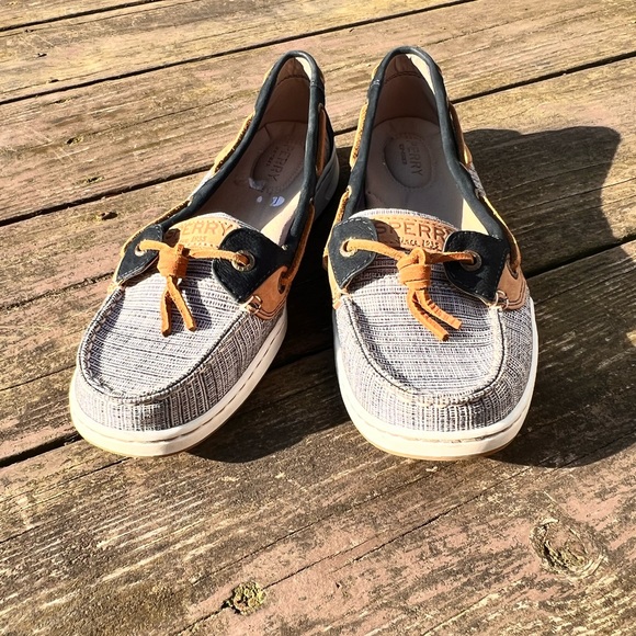 Sperry Boat Shoes - Women’s - Picture 3 of 3